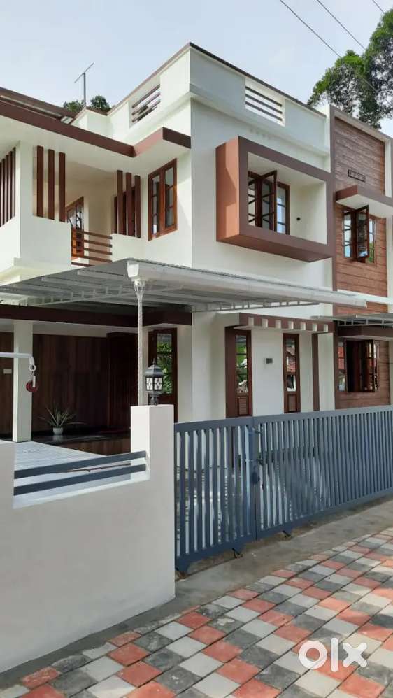 2BHK semi furnished villa for rent 1st floor