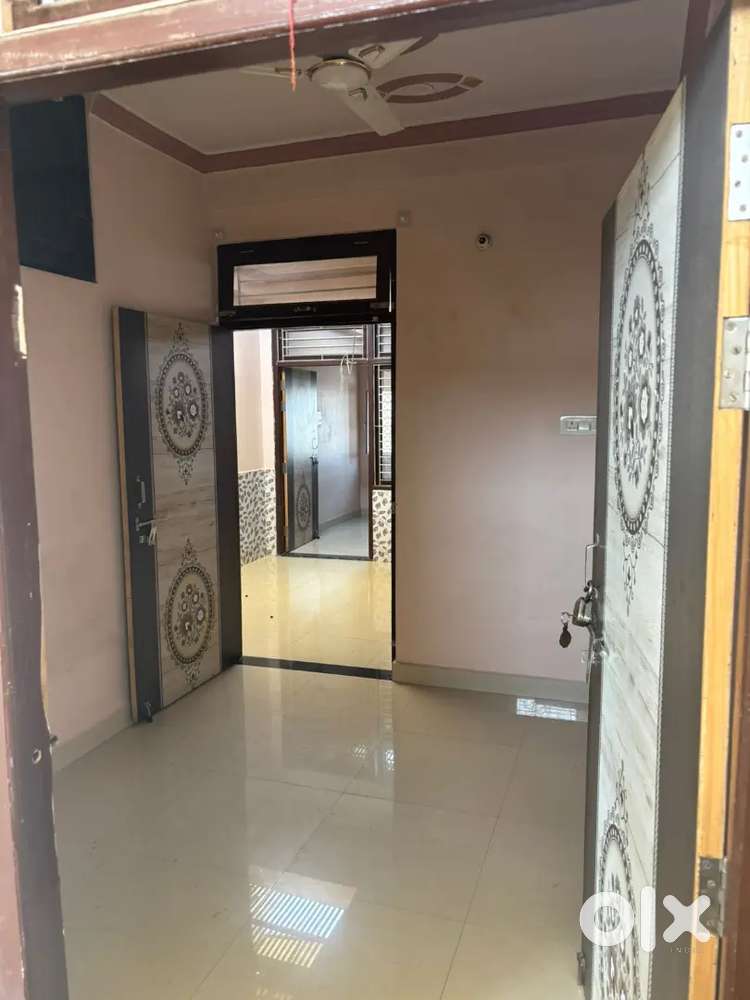 2 bhk rooms are avilabe