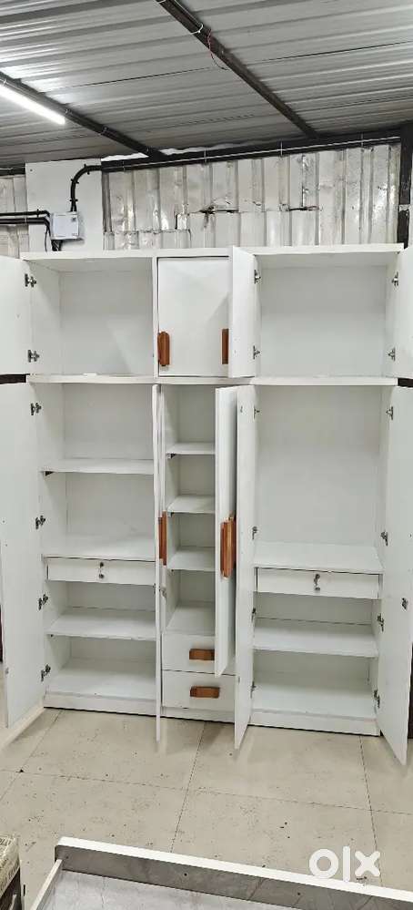 5 door wardrobe size 6x8 with loft