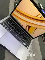 Macbook pro/2020/Core i7/32GB RAM/512GB SSD/Good working/With Warranty