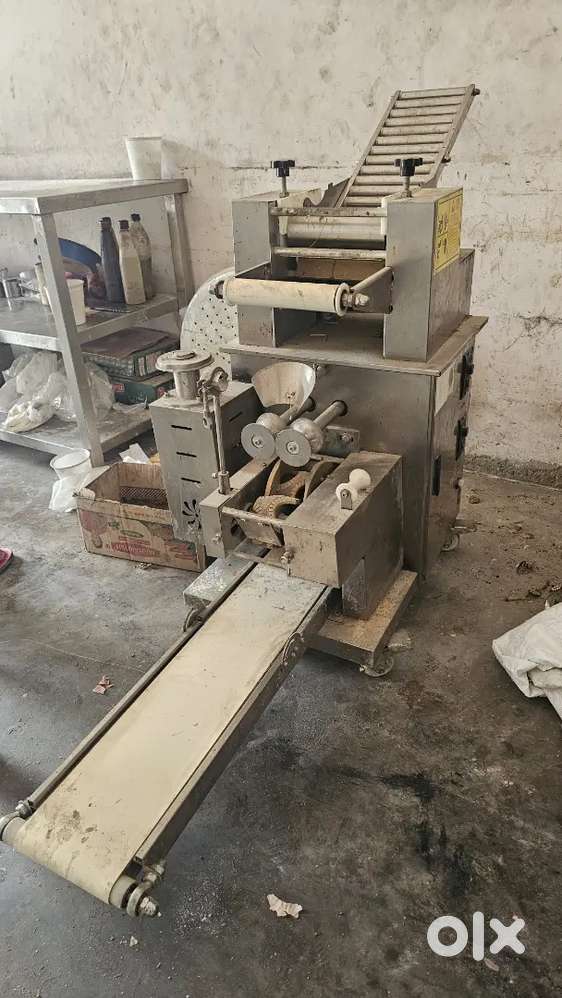 Automatic Momos dumpling machine