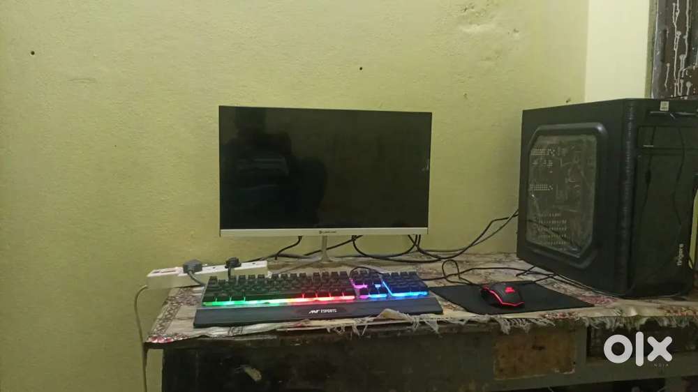 GAMING COMPUTER