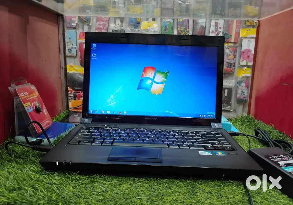 Lenovo Laptop Ram 2 GB Hard Disk 320 GB