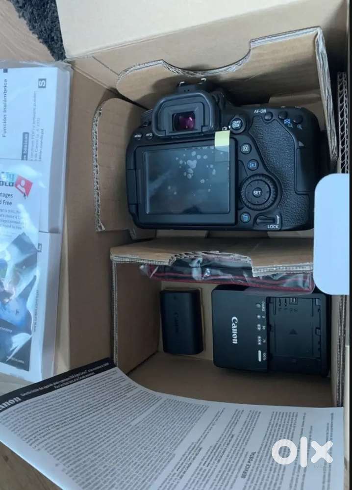 Canon 80D DSLR + 50mm lens