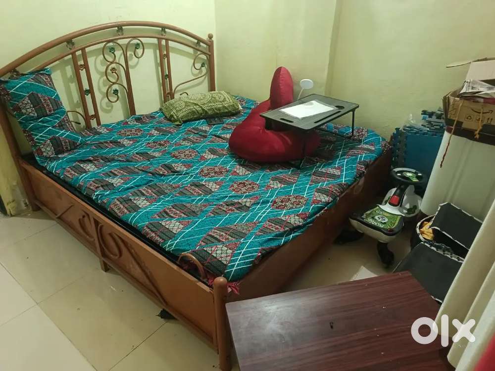2BhK for rent (Family)