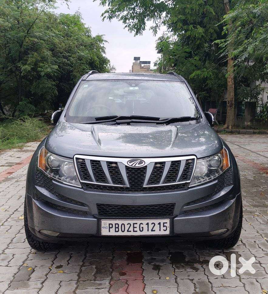Mahindra XUV500 W8, 2012, Diesel