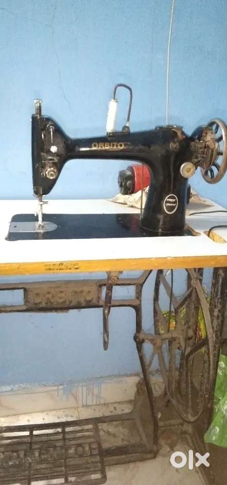Tailor machine (sewing machine)