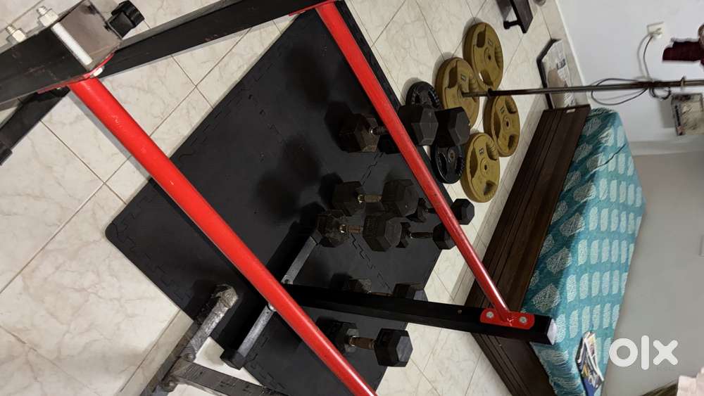 Dumbells and weights