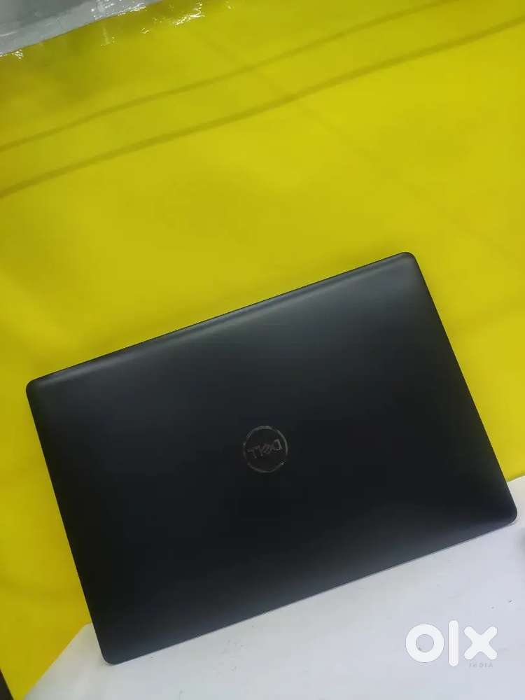 DELL Vostro/Lifetime service warranty/ Core i5/8GB DDR4 RAM/256GB SSD