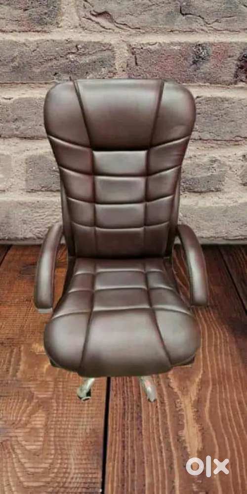 Office revolution chair MD