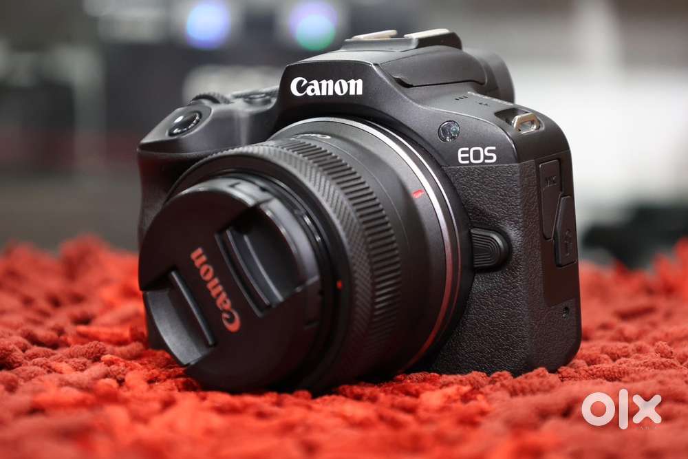 CANON EOS R100 CAMERA FOR SALE