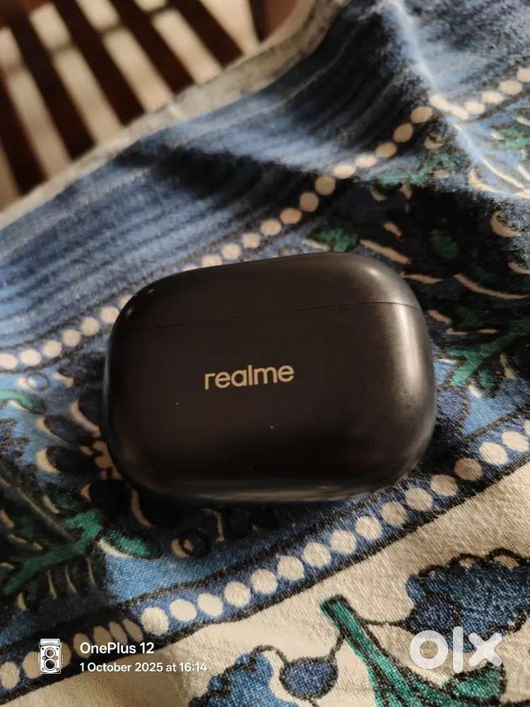 Realme buds t300