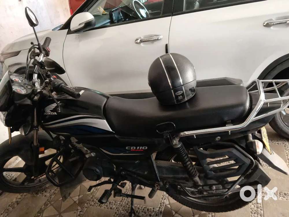 Maximum milage with smooth running long seat easily ride with 3 person