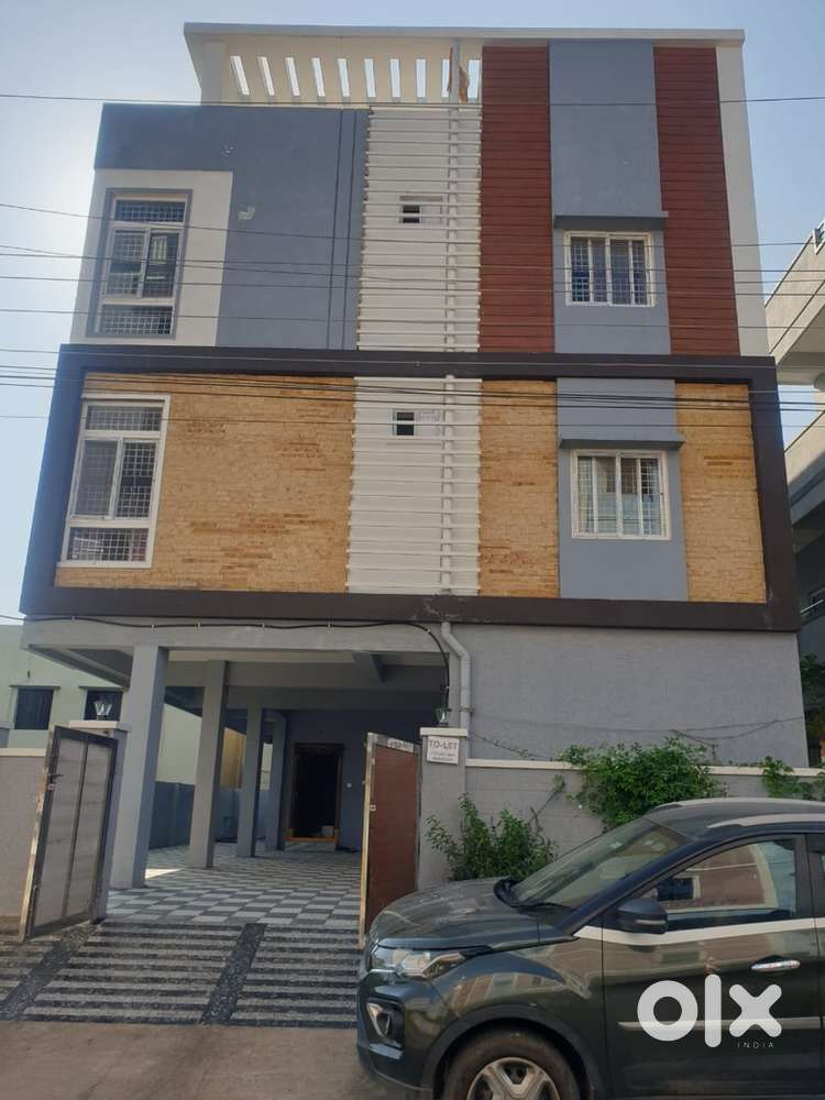 Rent a flat Divyansh hospital lane balaji nagar phase 2