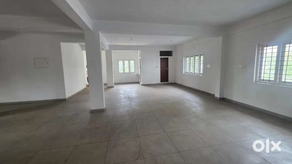 Independent Commercial building available at Vyttila  2000 sqft