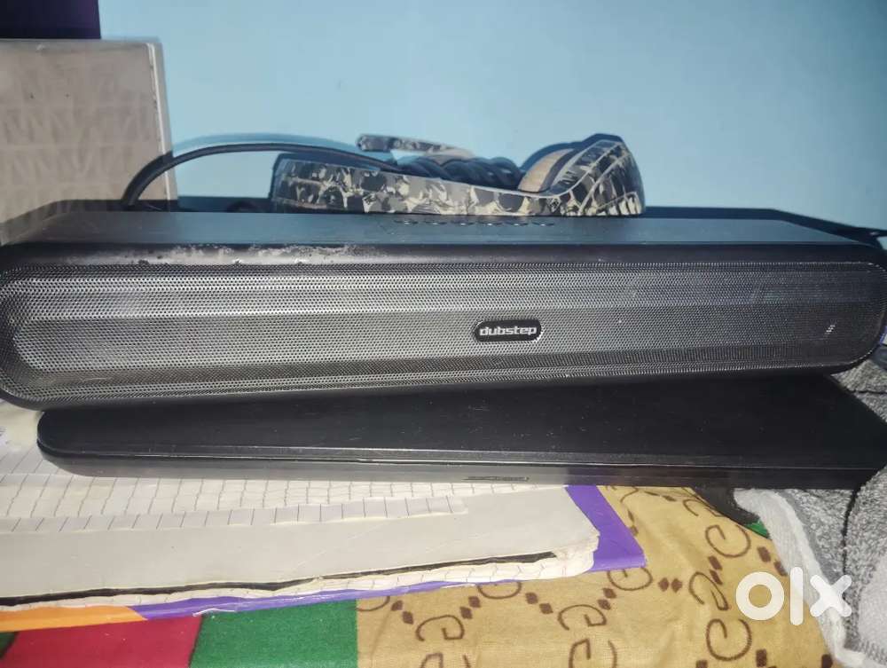 Dubstep bluetooth speaker deep base and vocal clarity is best