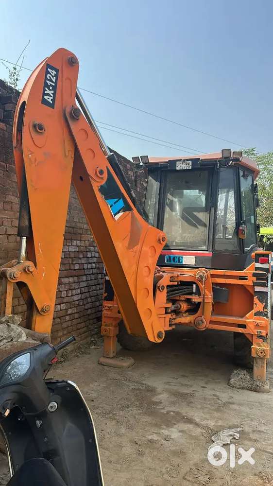 ACE AX 134 Earth Movers