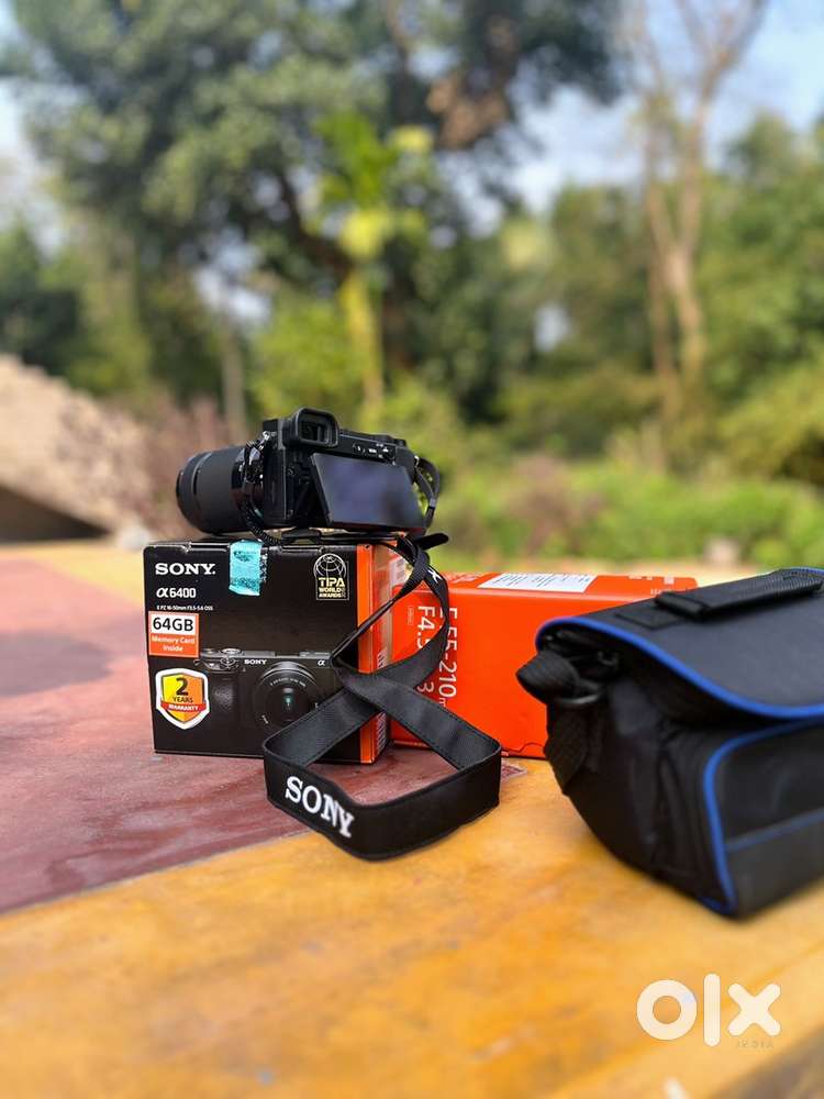 Sony Alpha ILCE-6400 Kit with Dual Lenses + Gimbal + Accessories