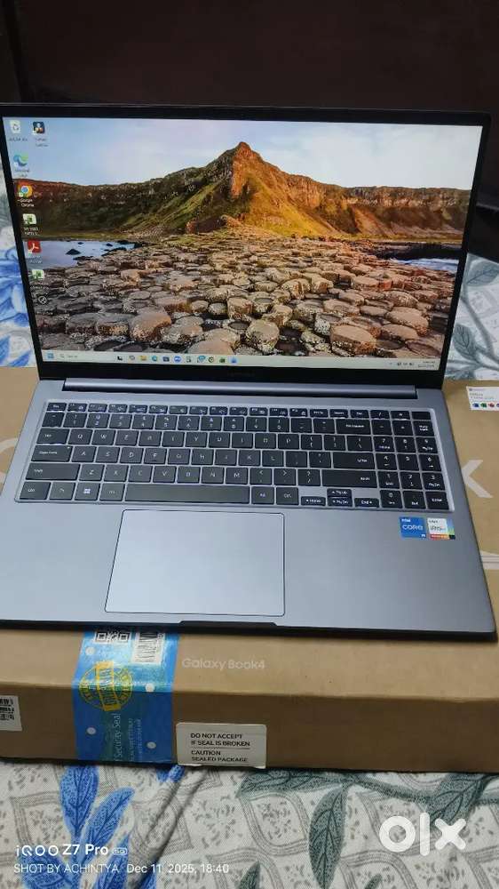 Samsung Galaxy Book 4  i5  16/512GB Laptop