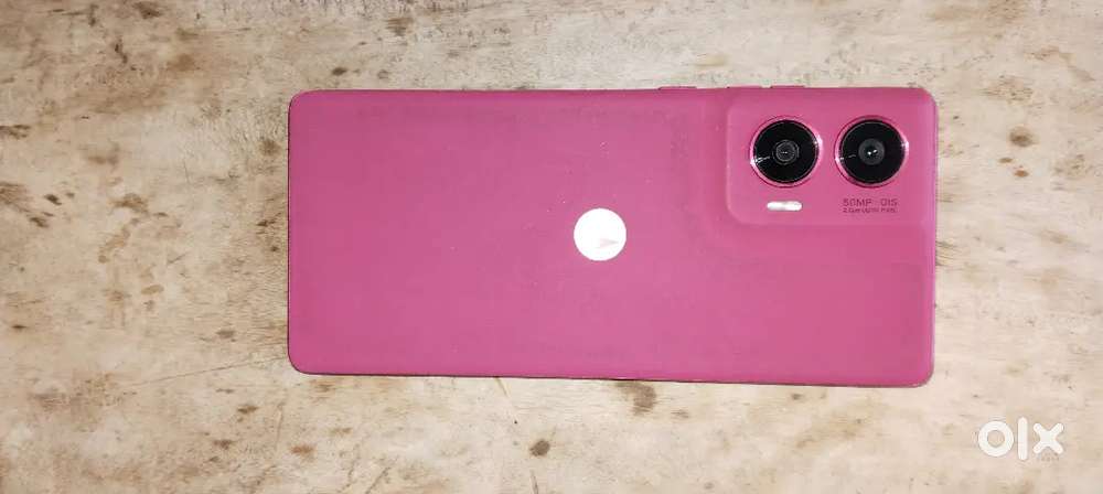 10 moths old with warranty and charger with mobile box