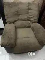 Recliner sofa