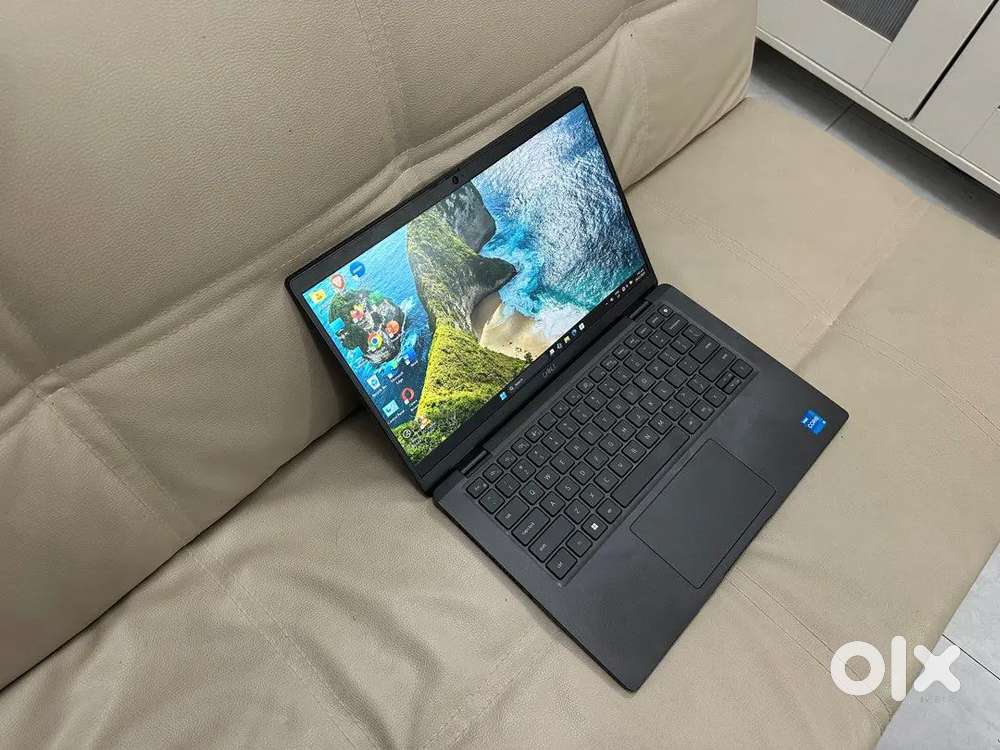 i7 processor 8th gen Dell latitude touchscreen 360 2in-one slim design