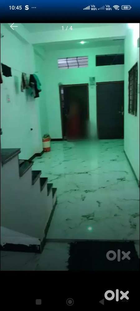 Single bando ke liye uplabdh 2 room Vikas Nagar
