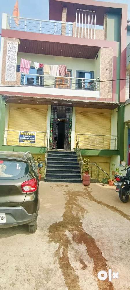 Rent for two shop, two hall, 2 BHK, for Bank, ATM, Shop family,