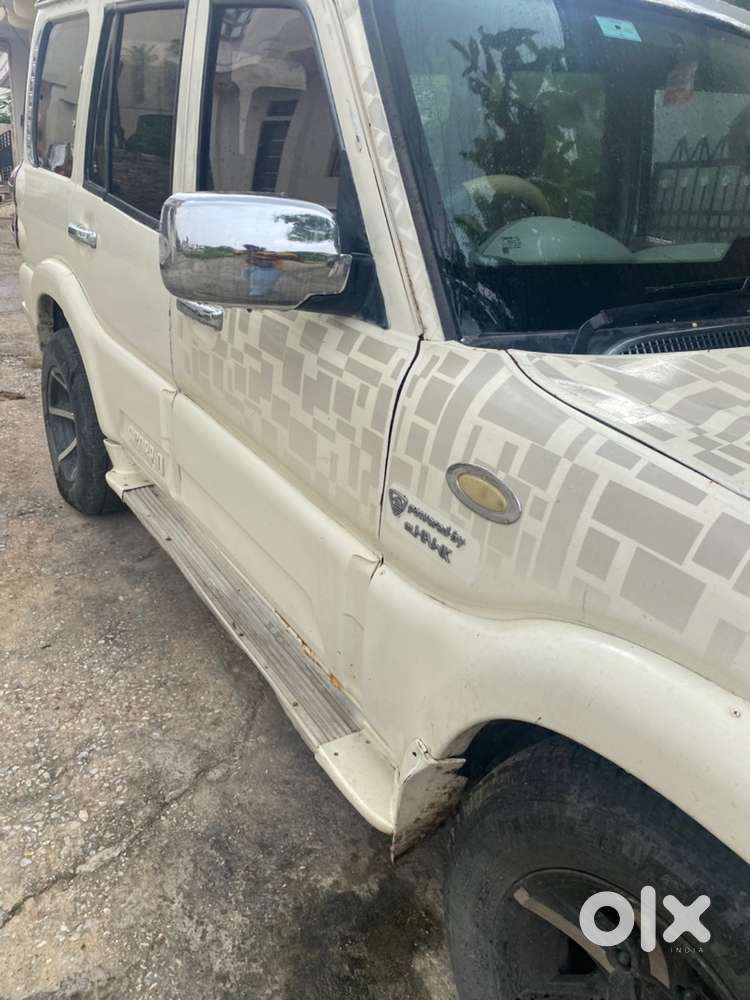 Mahindra Scorpio Getaway 2011 Diesel Well Maintained