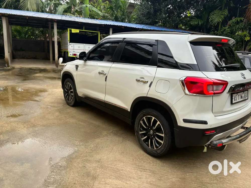 Toyota Urban Cruiser 2022 Petrol 24800 Km Driven awesome condition
