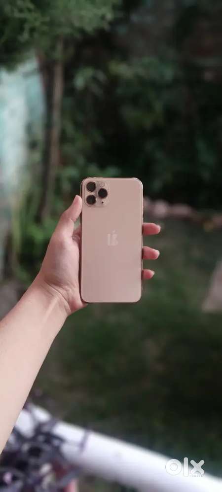 IPHONE 11 PRO