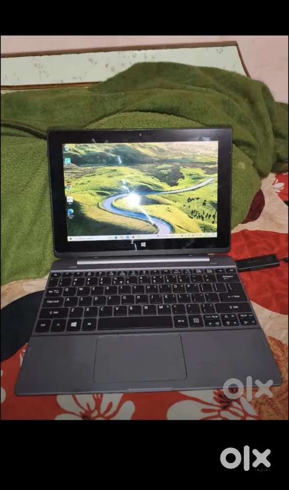 Mini Laptop with touch screen