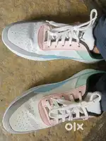 PUMAS SHOES