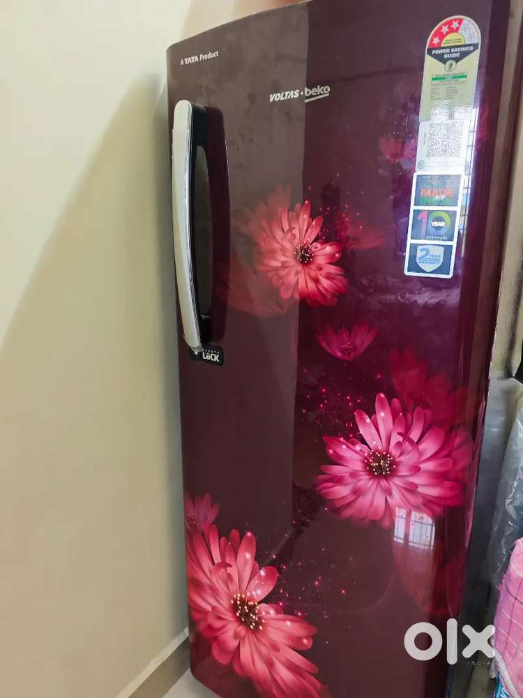TATA VOLTAS 220L