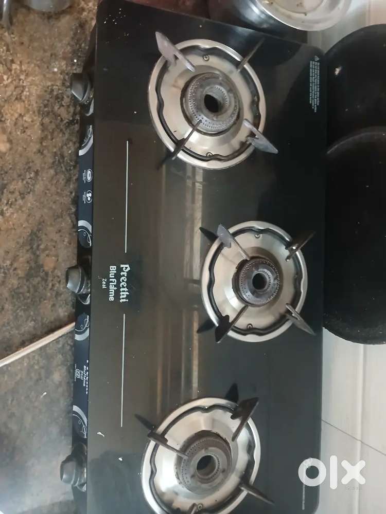 Gas black stove