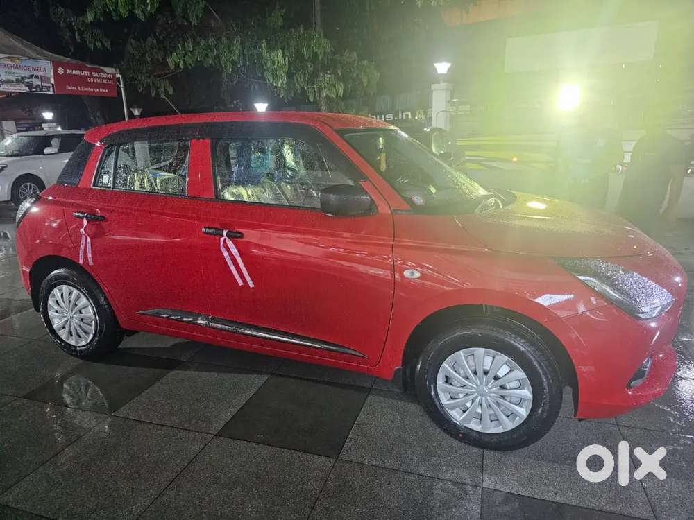 Maruti Suzuki Swift LXi 2025 Petrol New Condition Car