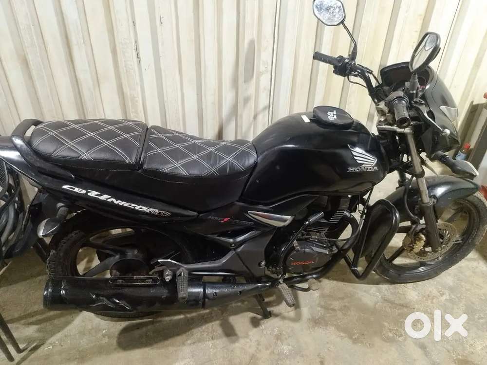 Well-maintained honda Unicorn 2013 All paper clear
