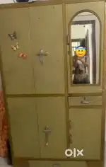 Brown Almirah