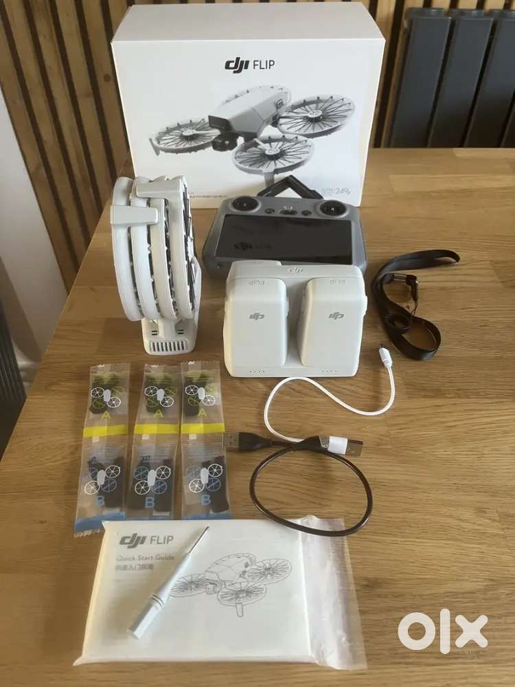 DJI Flip Drone Fly More Combo RC2 3 Batteries  Pre-used Product