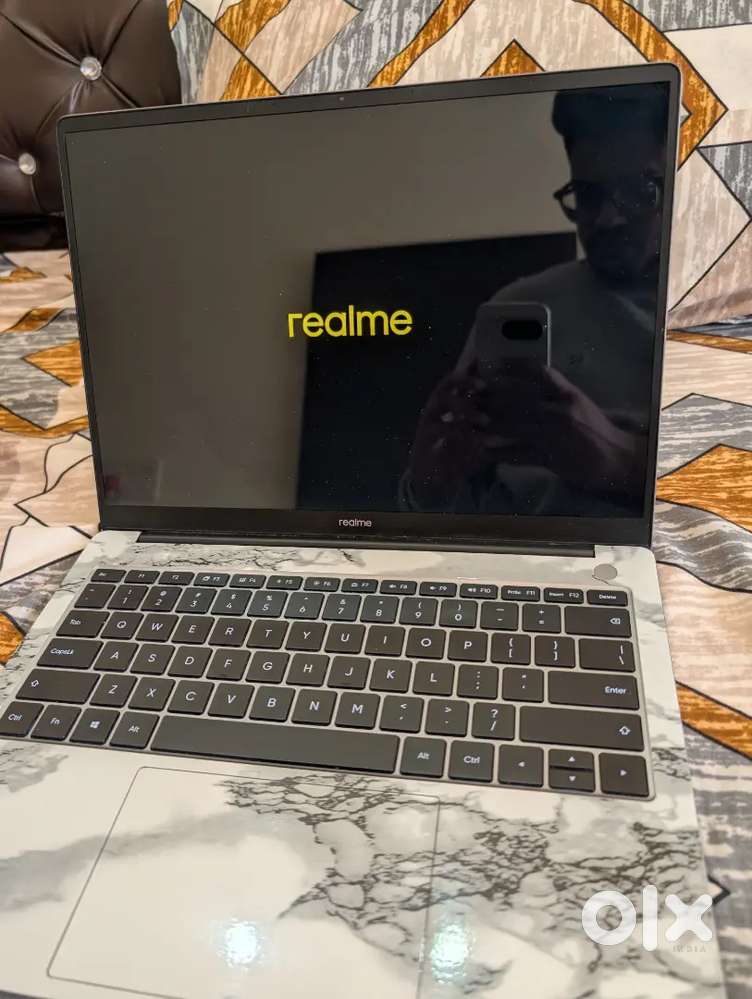Realme book slim 256GB