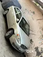 Center locking remote key