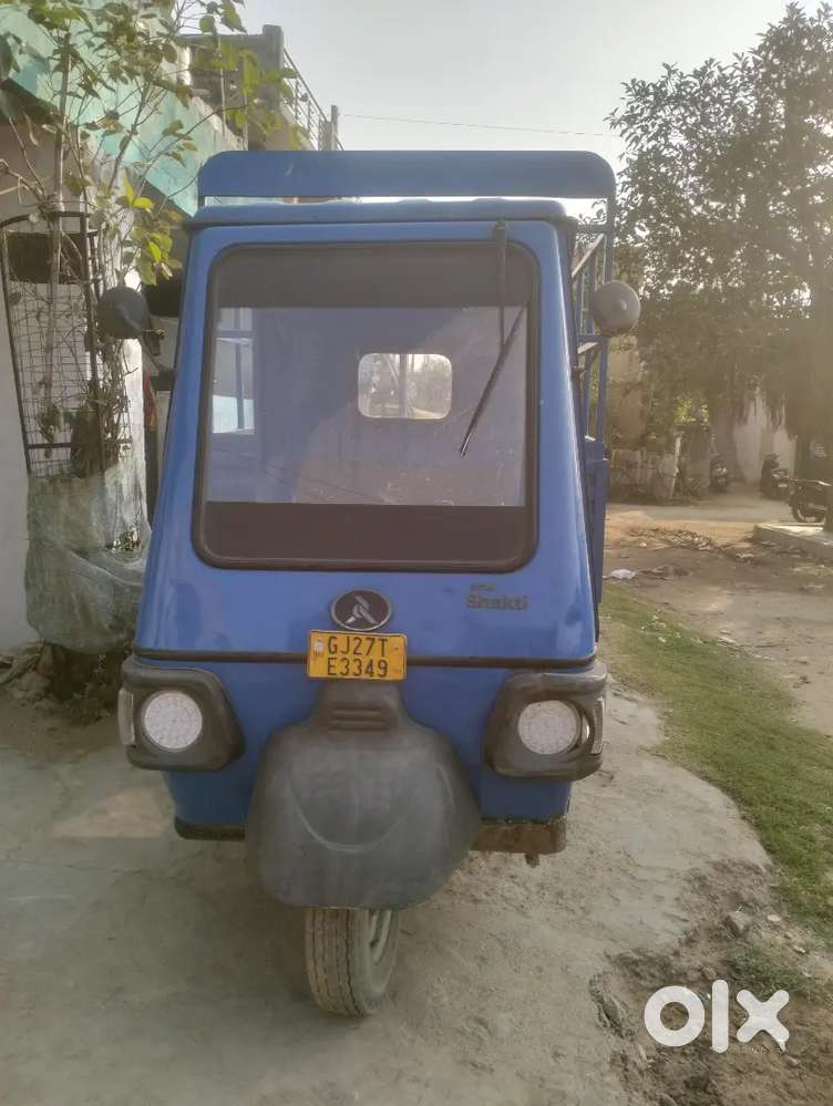 Atul shakti tempo rikshaw best contidion
