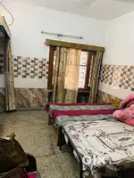 2 room set one is occupied