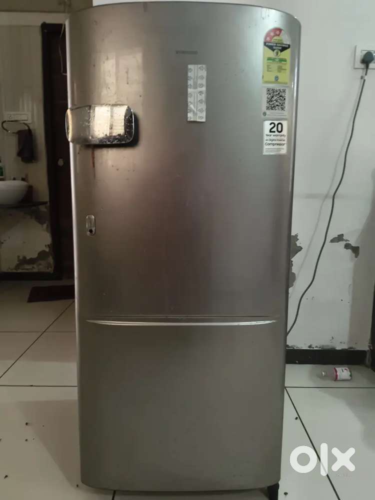 Samsung refrigerator single doo r 5 month old