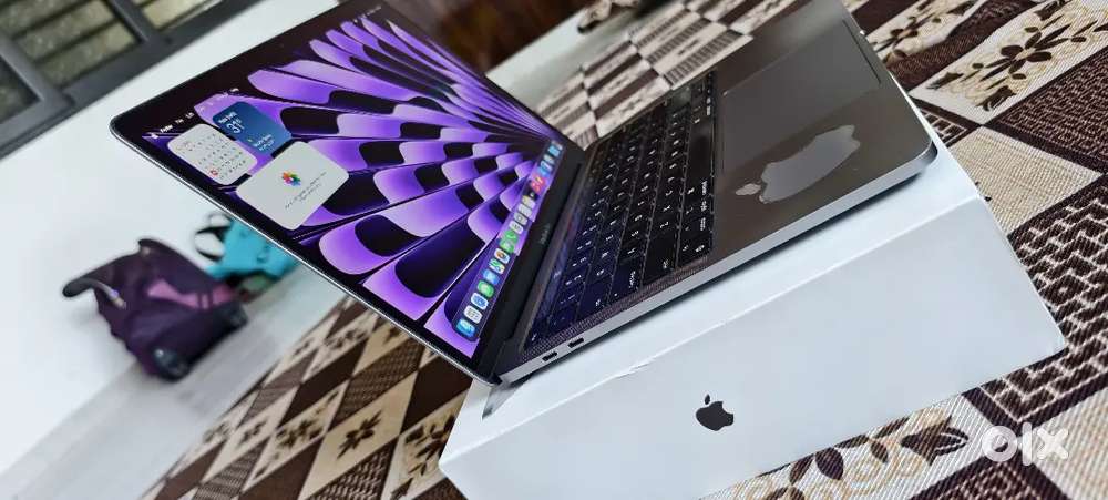 MacBook pro (M1 pro )