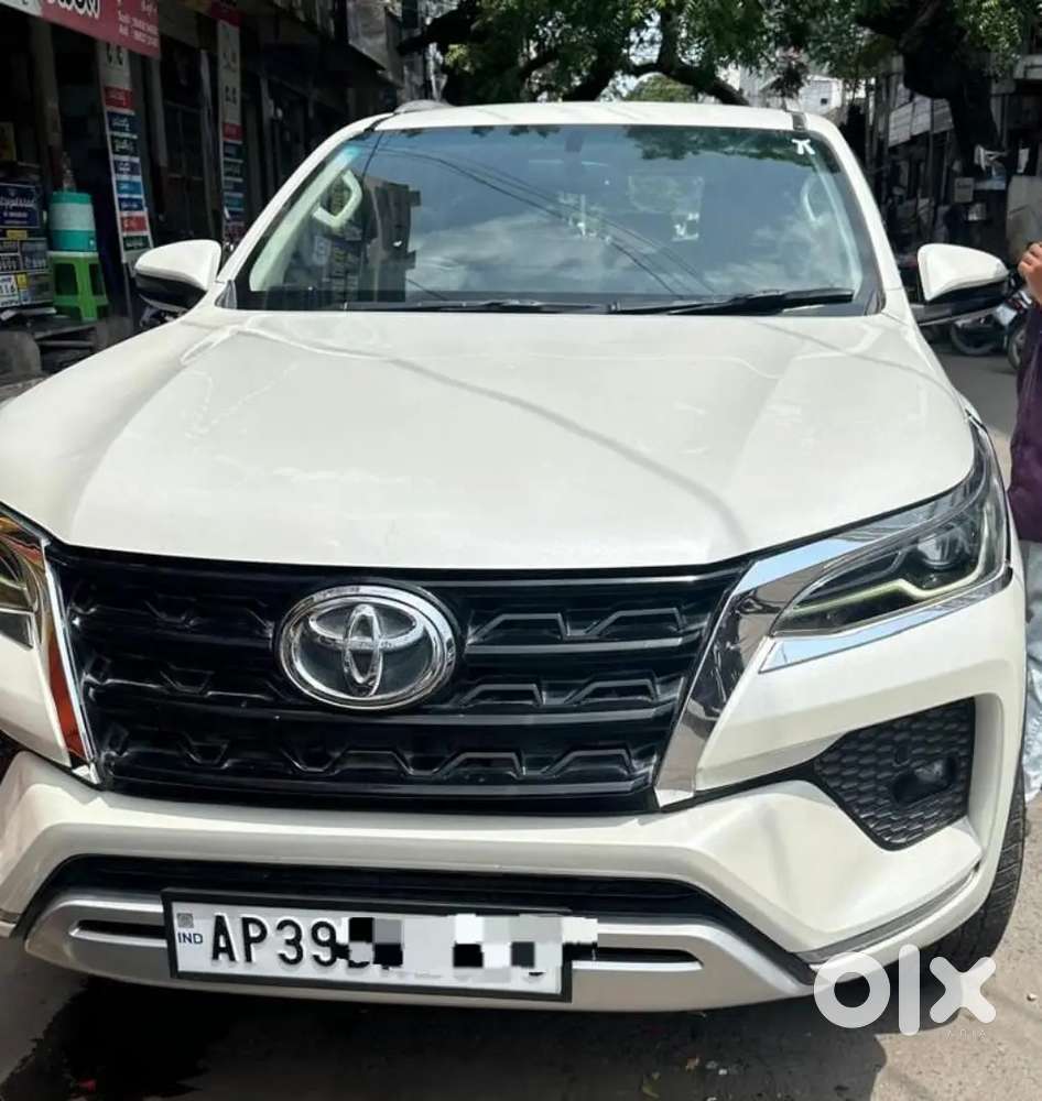 Toyota Fortuner 2019 4X4 AT SIGMA 4 UPGRADED TO 2022