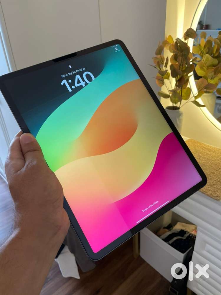 iPad Pro 12.9 inch 5th Gen 2021 - 1TB excellent condition