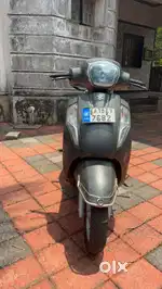SUZUKI ACCESS 125 & BAJAJ CHETAK PREMIUM
