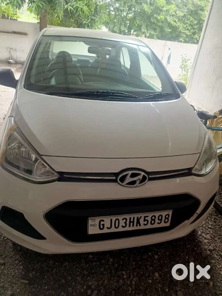 Hyundai Xcent 2015 Petrol/CNG