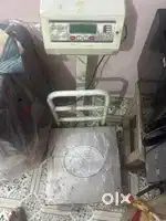 Commercial Weight scale in very good condition